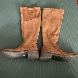 Bzees boomerang boot. Size 6.5.